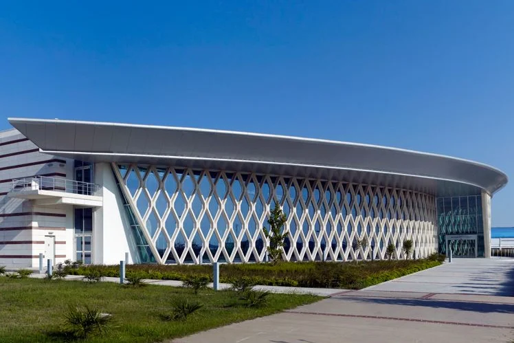 Sabancı Üniversitesi Nanoteknoloji Araştırma ve Uygulama Merkezi (SUNUM) binası.